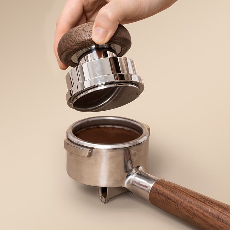 PUCKS CALIBRATED TAMPER 58.4MM WOOD COMPACTADOR DE CAFÉ